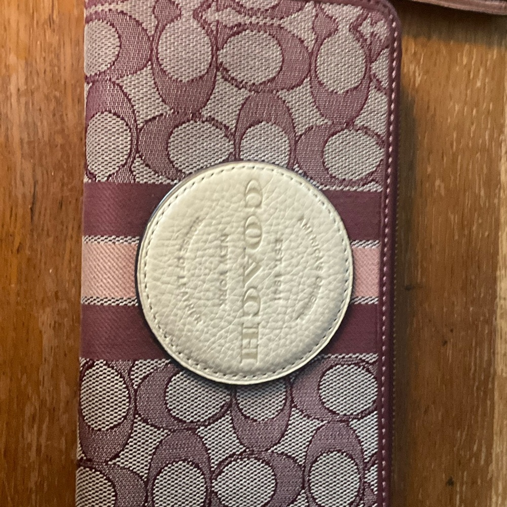 Coach Mauve and Beige Signature Wallet